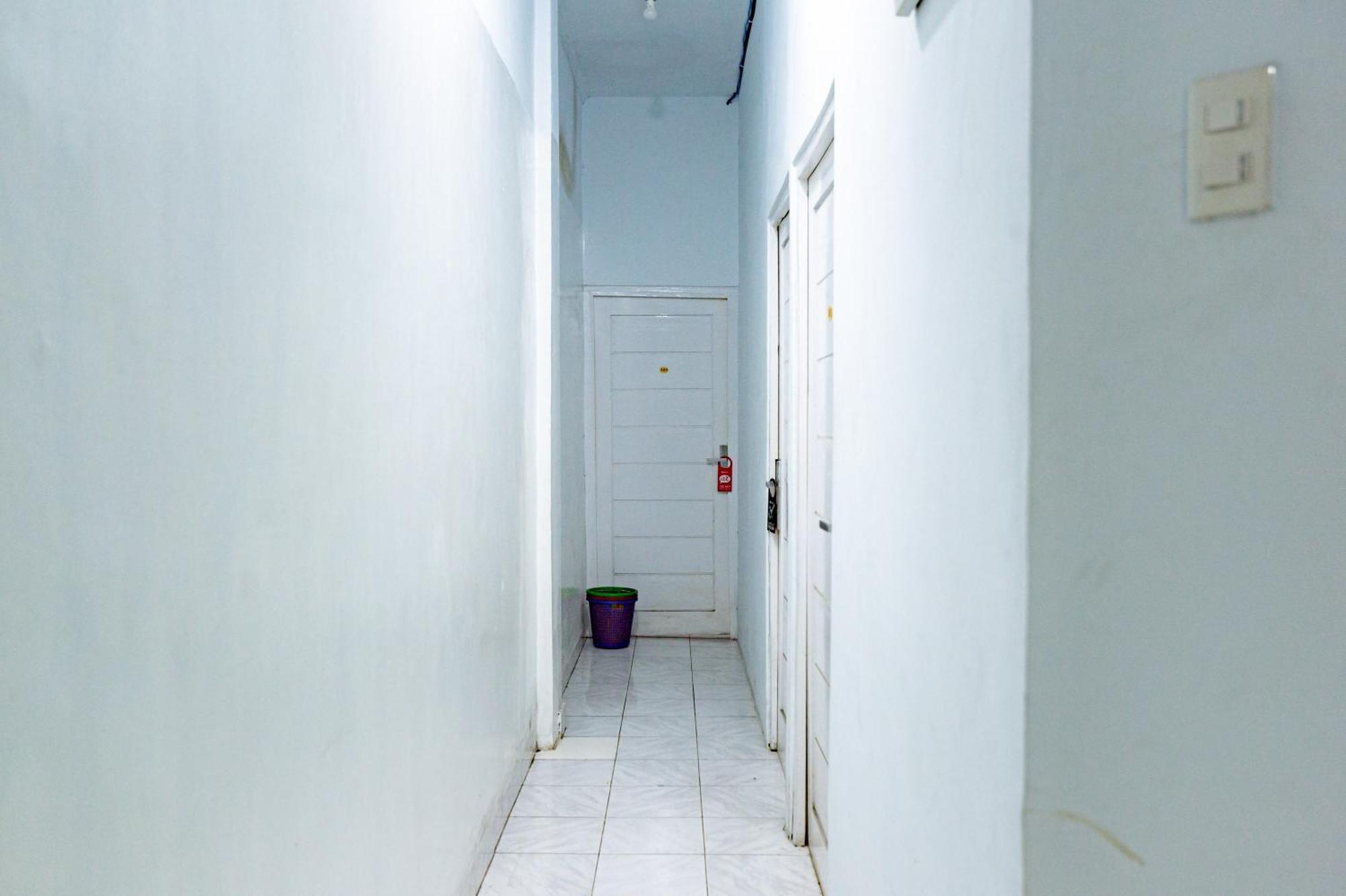 Reddoorz Near Rsud Dr Pringadi Medan 3 Exterior foto